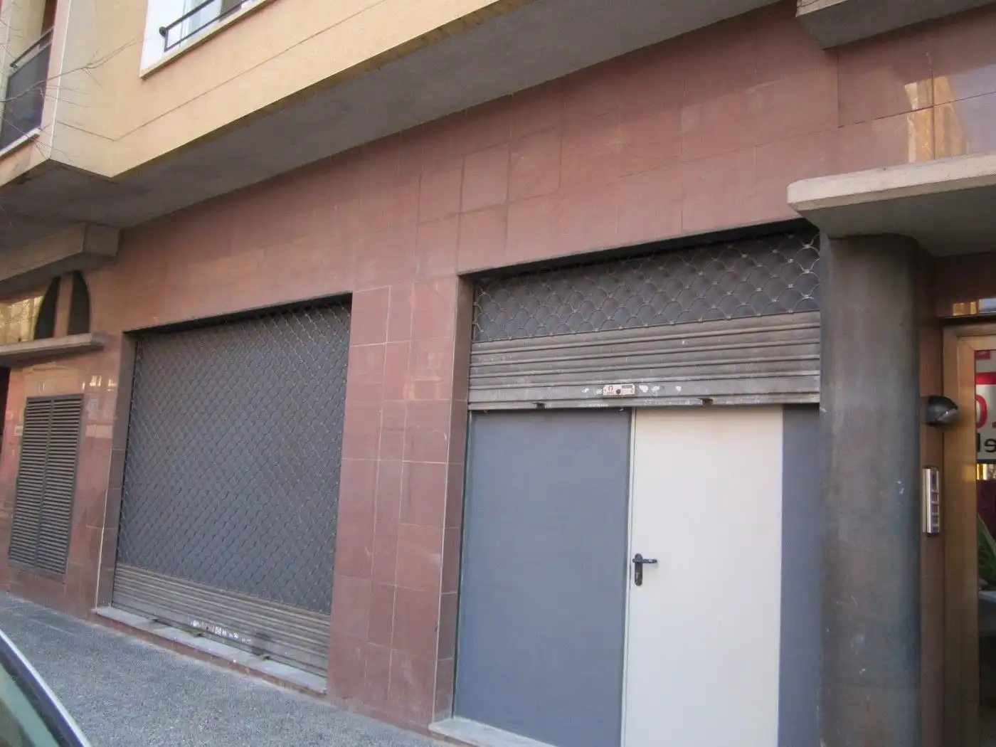 Vista exterior de Local de lloguer en Girona