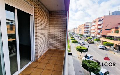 Exterior view of Study for sale in Benicarló  with Balcony