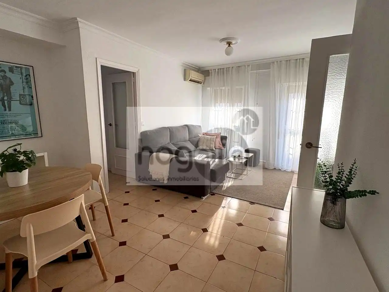 Bedroom of Flat for rent in Sevilla  with Air Conditioner, Furnished and Balcony