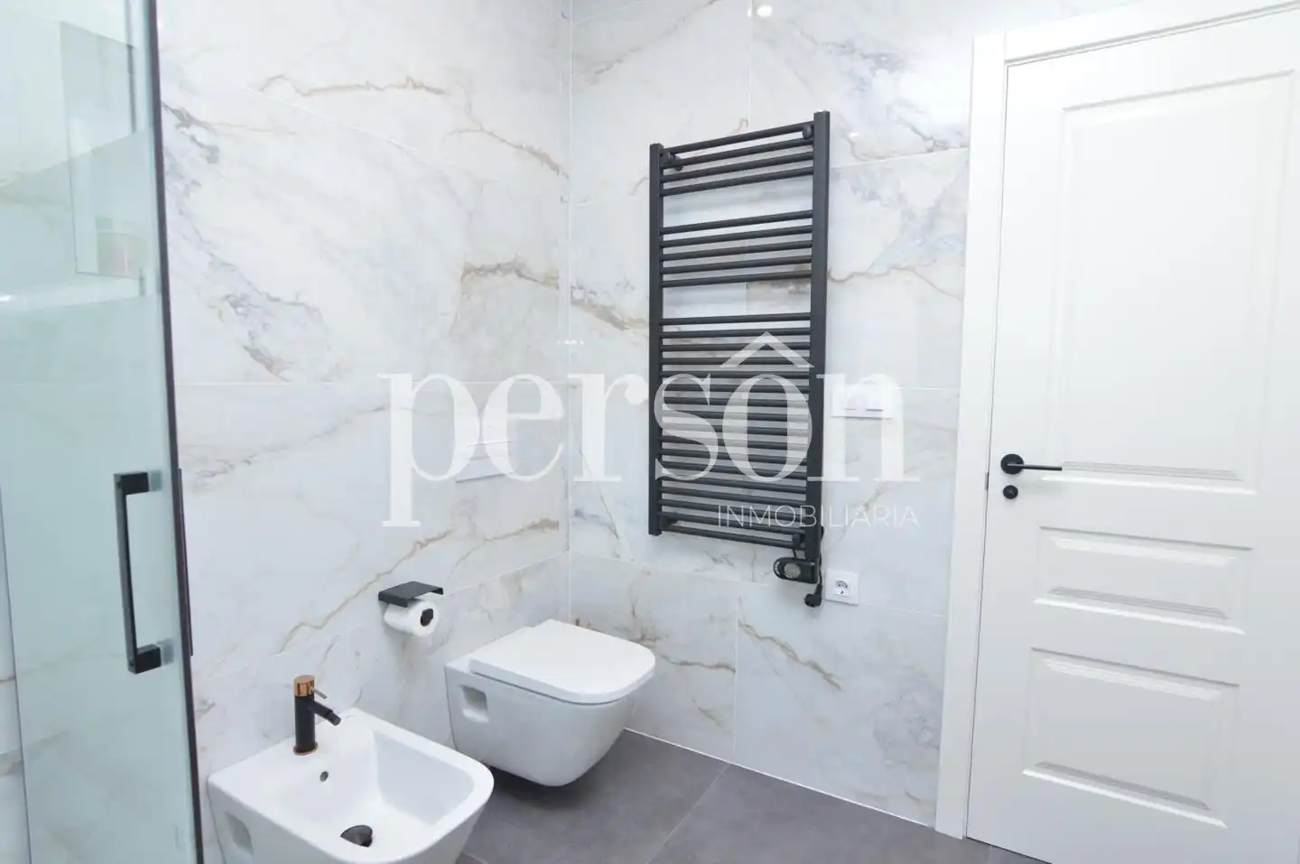 Baño de Casa o chalet en venta en Chiva con Aire acondicionado, Jardín privado y Terraza