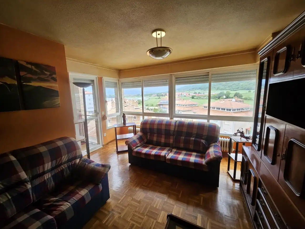 Wohnzimmer von Wohnung zum Verkauf in Berriozar mit Heizung, Parkett und Abstellraum