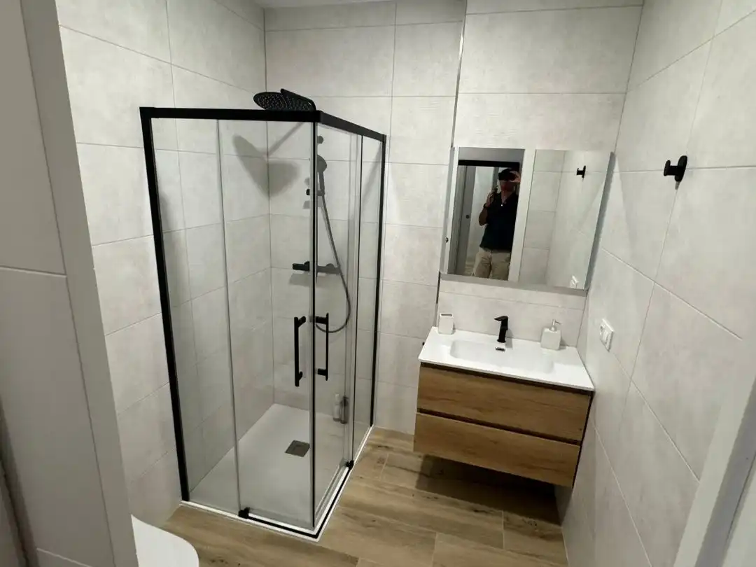 Erdgeschosswohnung zum Verkauf in Avenida Juan Carlos I 26, imagen 3