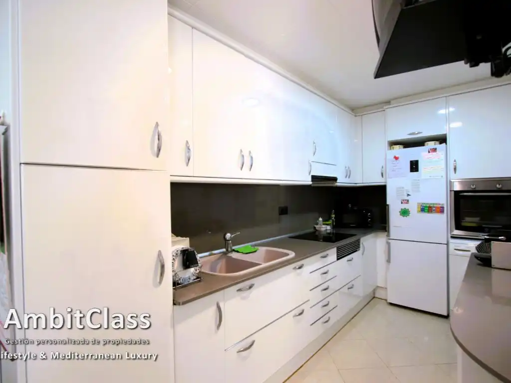 Cocina de Piso en venta en Mataró con Aire acondicionado, Terraza y Internet