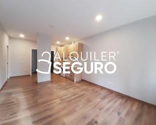 Bedroom of Flat to rent in  Madrid Capital