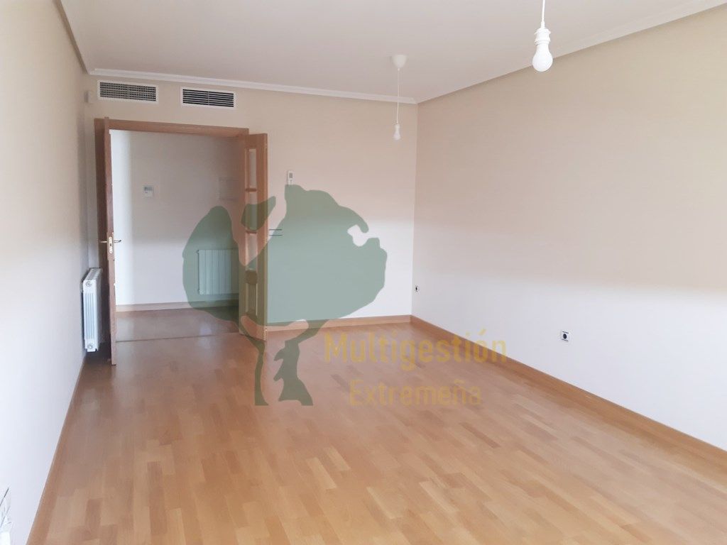 Apartment for sale in Cáceres Capital