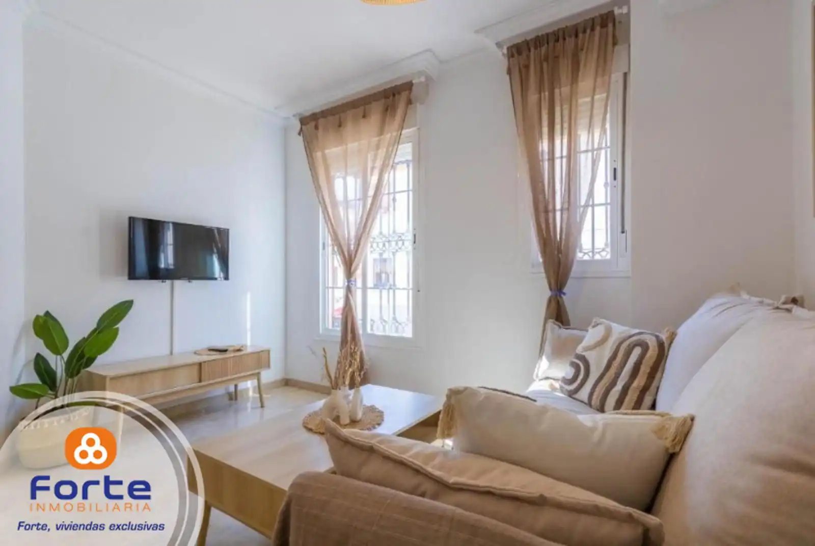 Pis amb ascensor en venda a Sur, imagen 2
