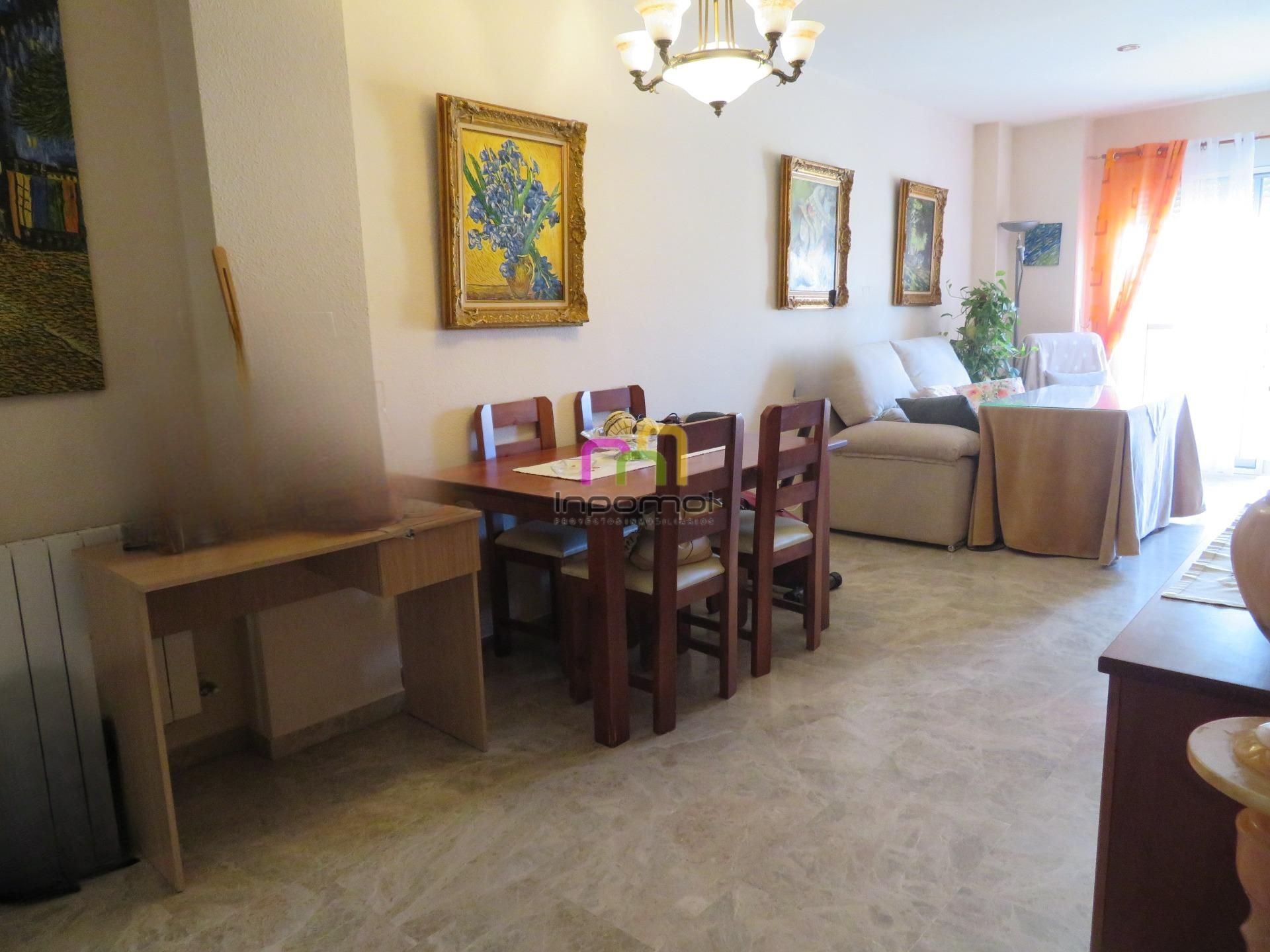 Menjador de Àtic en venda en Badajoz Capital amb Aire condicionat, Terrassa i Traster