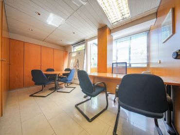Piso con ascensor en venta en Calle de Orense