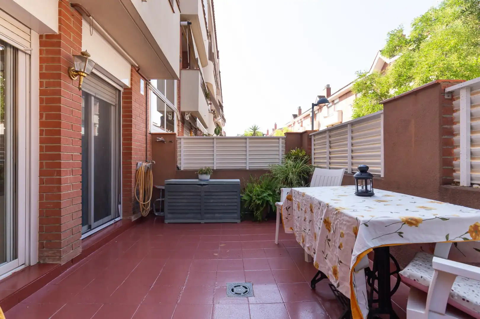 Terrasse von Erdgeschoss zum Verkauf in Rubí mit Klimaanlage, Heizung und Terrasse