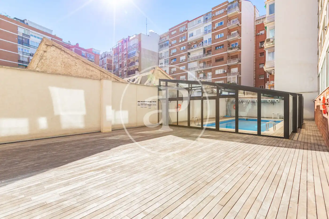 Schwimmbecken von Wohnung zum Verkauf in Madrid mit Klimaanlage, Heizung und Gemeinschaftspool
