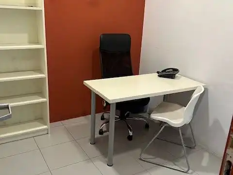 Oficina de alquiler en San Sebastián de los Reyes con Aire acondicionado, Calefacción y Amueblado