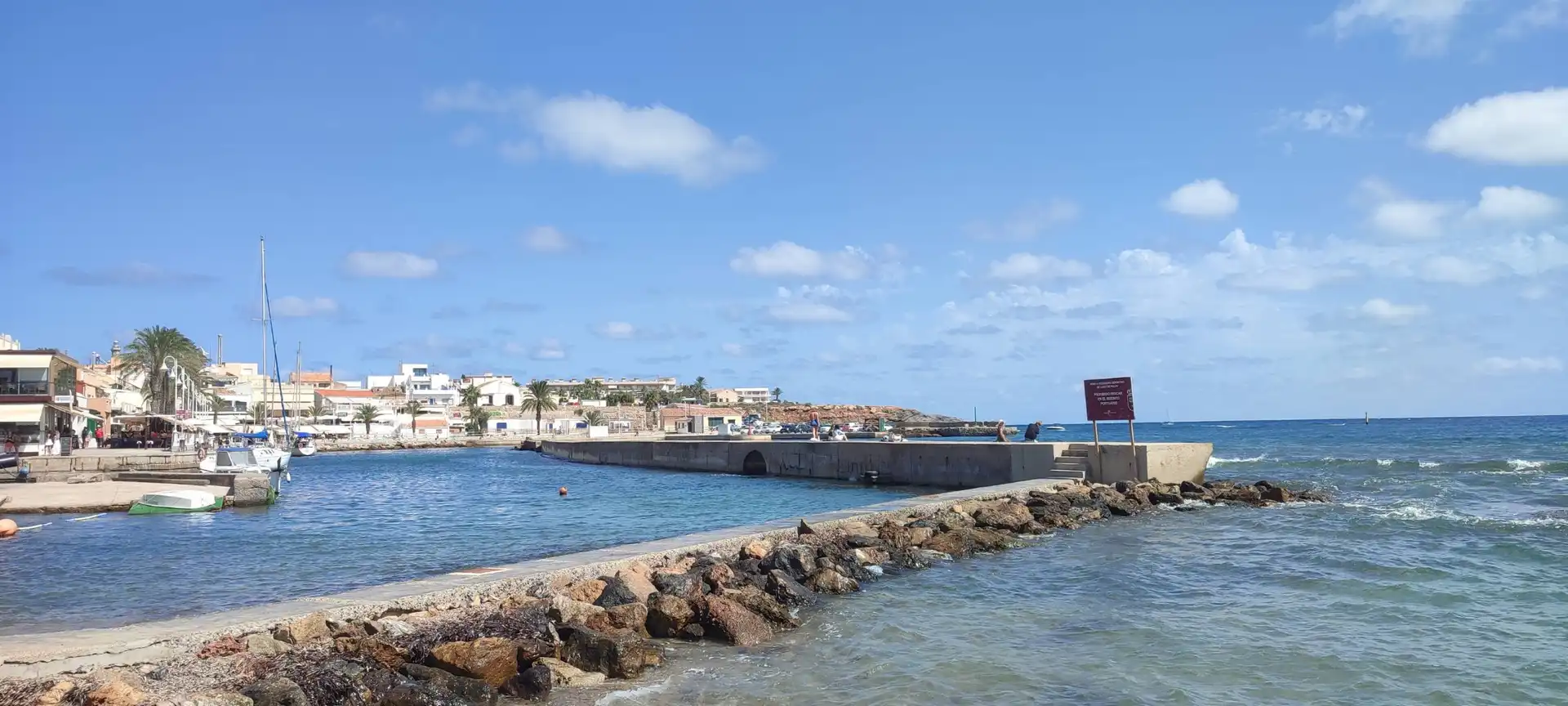 Dúplex con piscina en venta en Calle Calle Andromeda - Los Belones