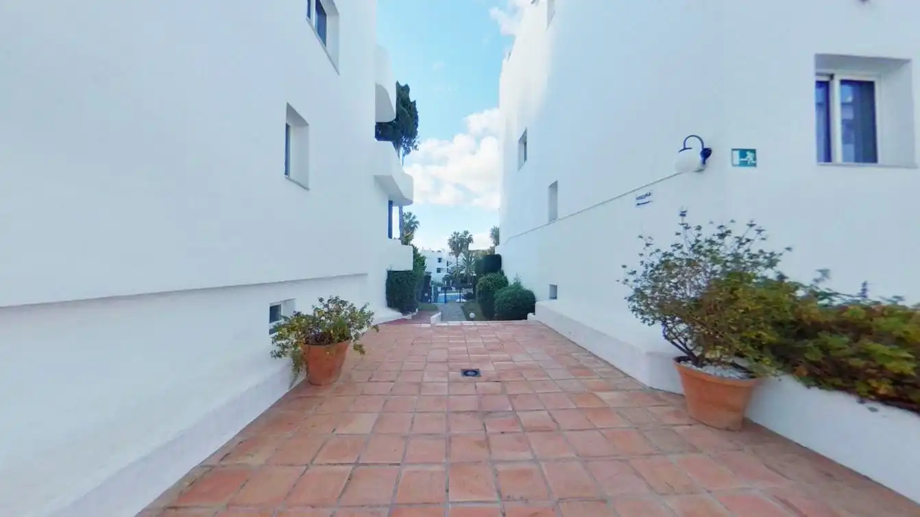 Piso con piscina en venta en Calahonda, imagen 31