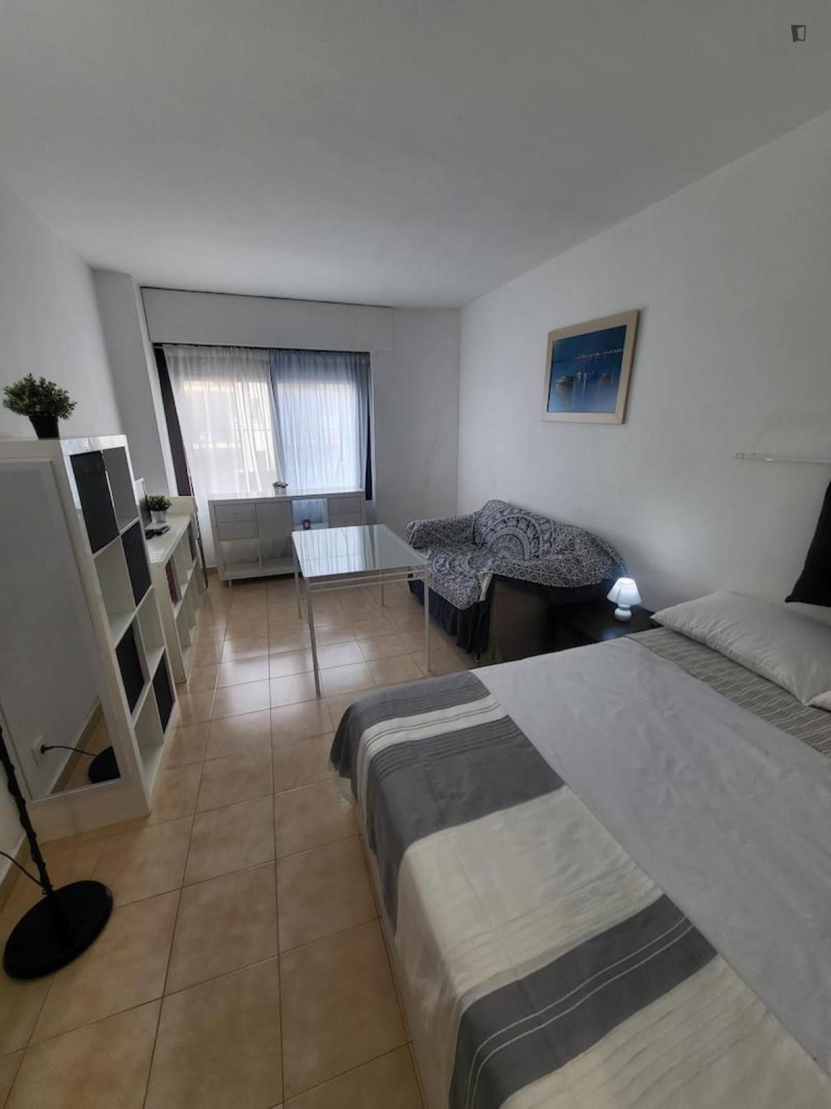 Estudi de lloguer a Triana Este