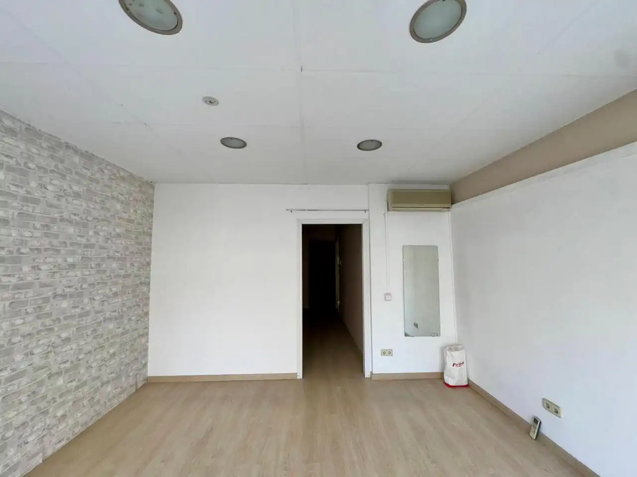 Casa adosada en venta en Montcada i Reixac con Aire acondicionado, Terraza y Trastero
