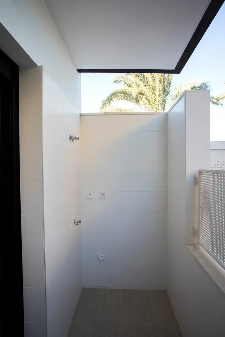Bathroom of Houses for sale in Elche / Elx  with Air Conditioner, Heating and Private garden