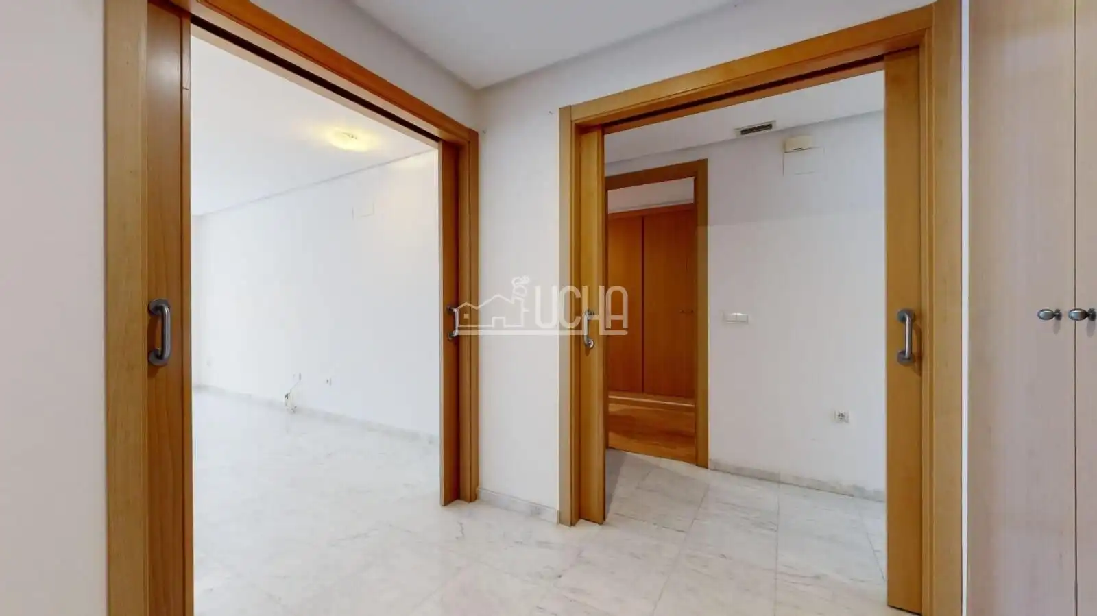 Piso en venta en Calle SAN VICENTE MARTIR, Arrancapins
