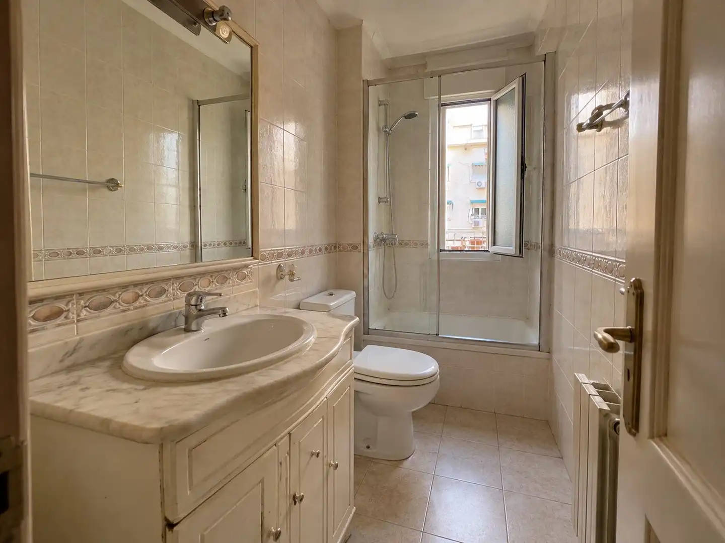 Piso con ascensor en venta en Barrio de Salamanca, imagen 3
