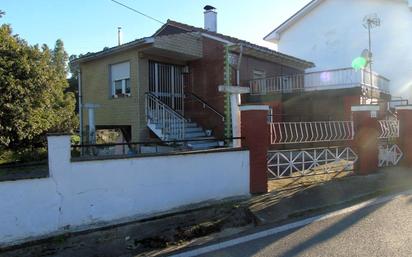 Vista exterior de Casa o xalet en venda en Polanco amb Terrassa