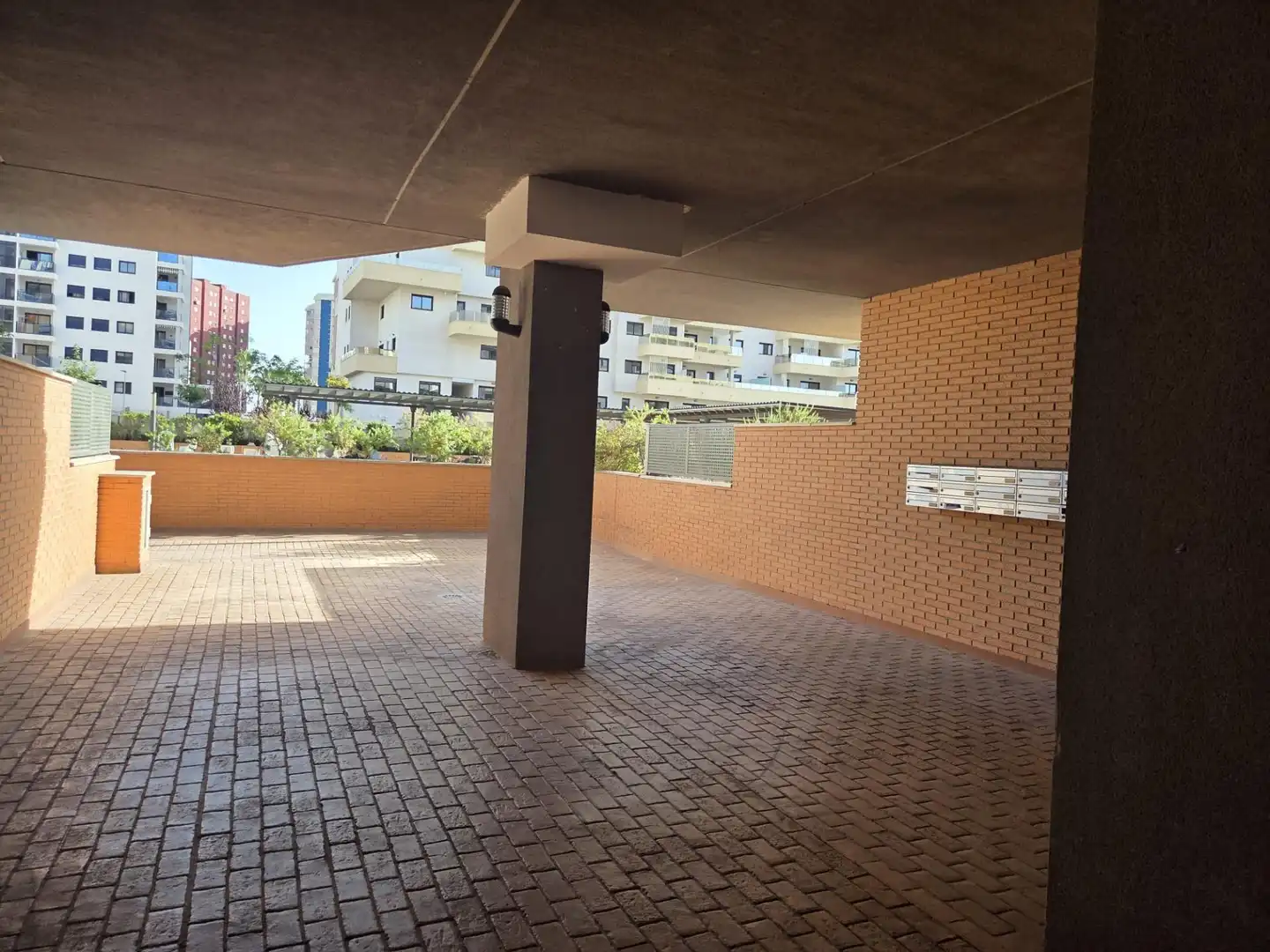 Aparcament de Pis en venda en La Pobla de Farnals amb Aire condicionat, Terrassa i Traster