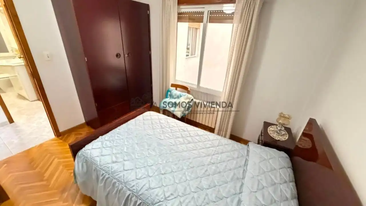 Bedroom of Flat for sale in Ourense Capital   with Heating, Furnished and Balcony