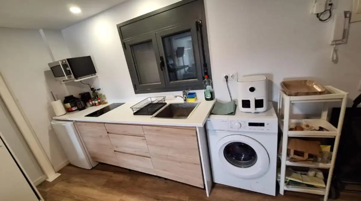Kitchen of Study for rent in Barcelona  with Furnished, Washing machine and Microwave