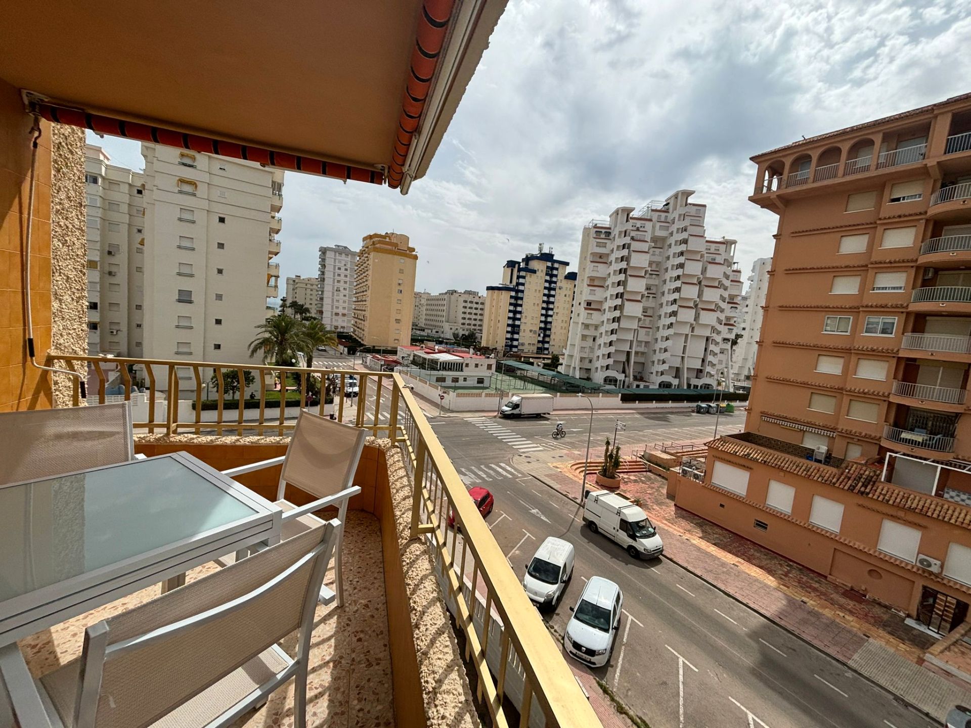 Exterior view of Apartment for sale in Gandia  with Air Conditioner, Heating and Terrace