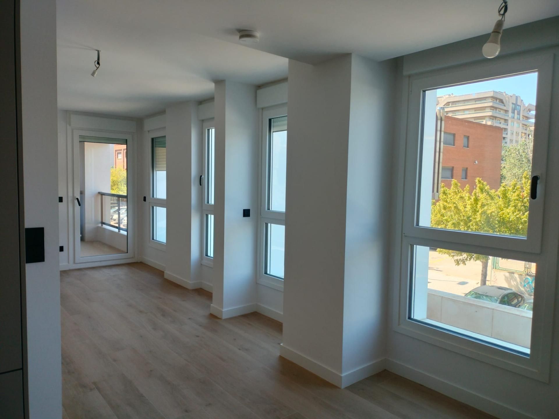 Piso en venta en  Zaragoza Capital con Calefacción