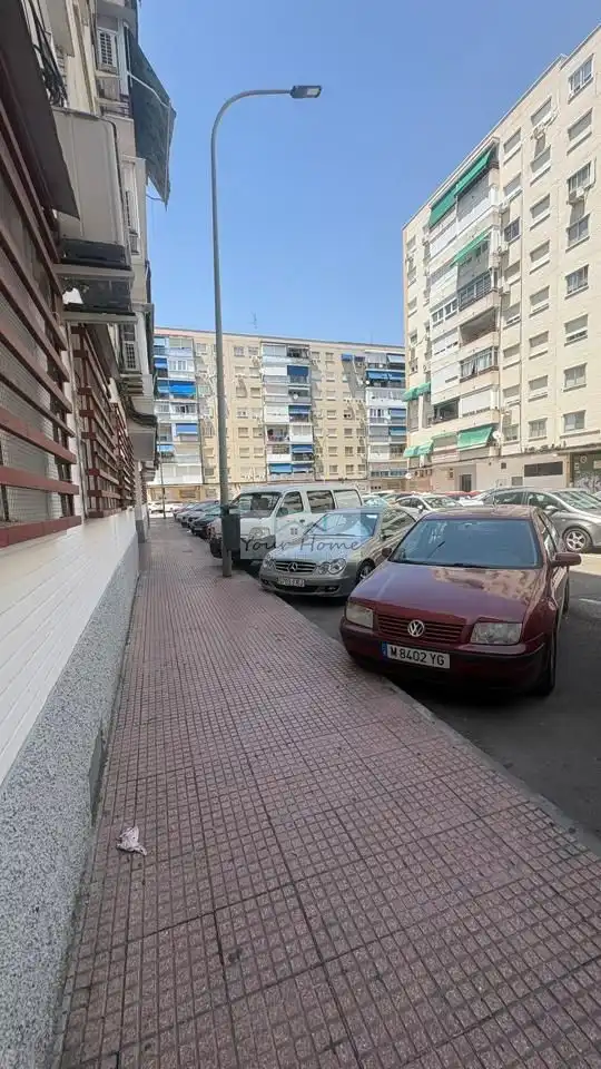 Piso con ascensor en venta en Reyes Católicos, imagen 2