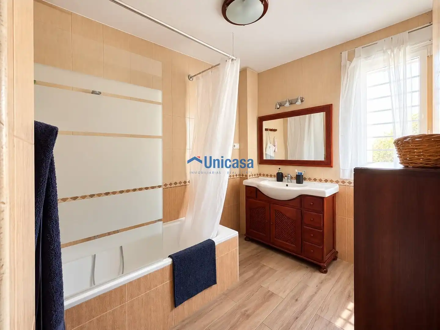 Bathroom of Detached homes for sale in Churriana