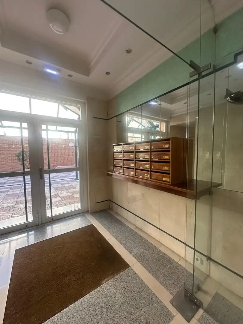 Piso en venta en León Capital  con Calefacción, Terraza y TV