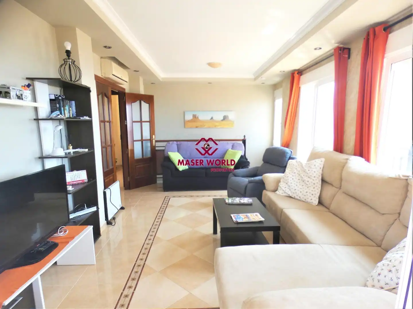 Sala d'estar de Casa o xalet en venda en Mazarrón amb Jardí privat, Terrassa i Piscina