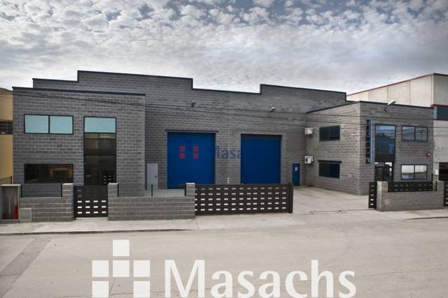 Nave industrial en Venta en Santa Llogaia d'Àlguema