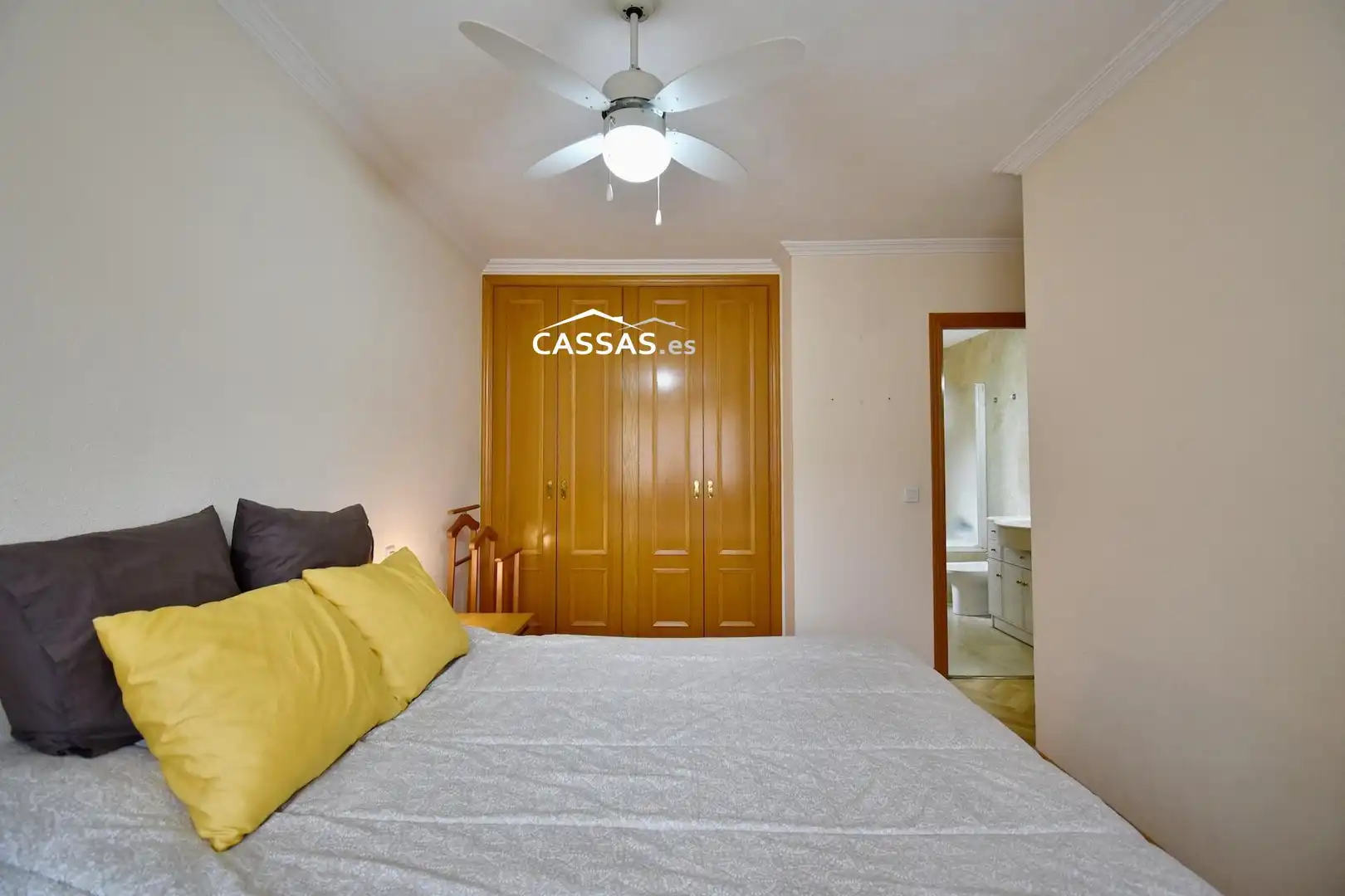 Bedroom of Detached homes for sale in Torrejón de Ardoz  with Air Conditioner, Heating and Private garden