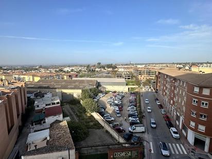 Exterior view of Flat for sale in Linares  with Air Conditioner, Terrace and Furnished