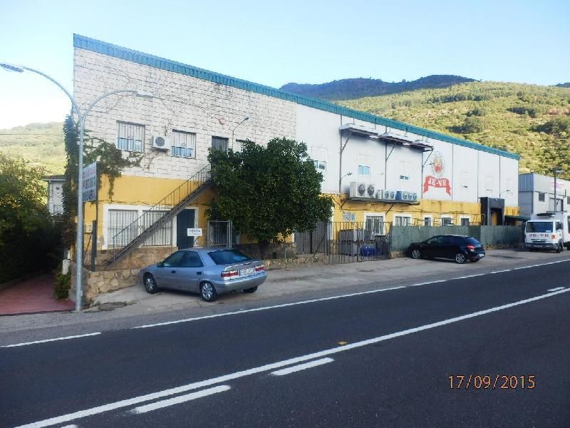 Exterior view of Industrial buildings for sale in Navaconcejo