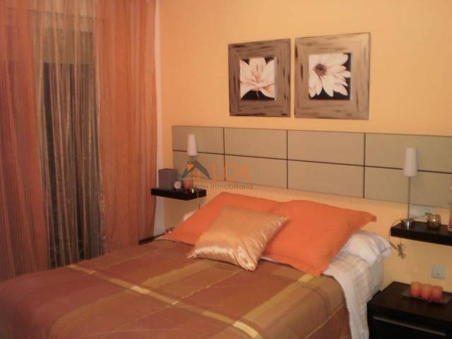 Piso en Venta en Avenida Carlos Haya en Carranque - Haza Cuevas