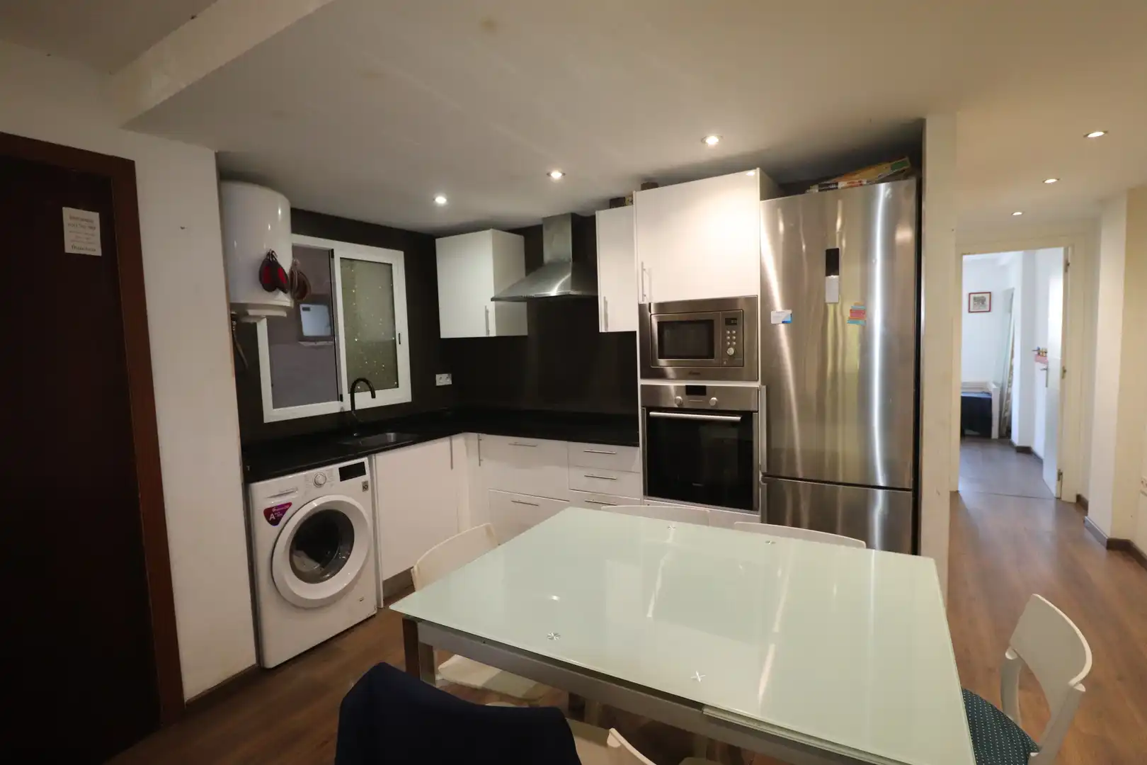 Küche von Wohnung zum Verkauf in  Palma de Mallorca mit Parkett und Balkon
