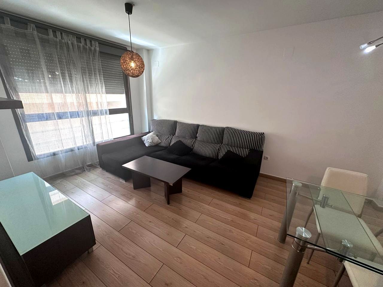 Living room of Flat for sale in Castellón de la Plana / Castelló de la Plana  with Terrace and Furnished