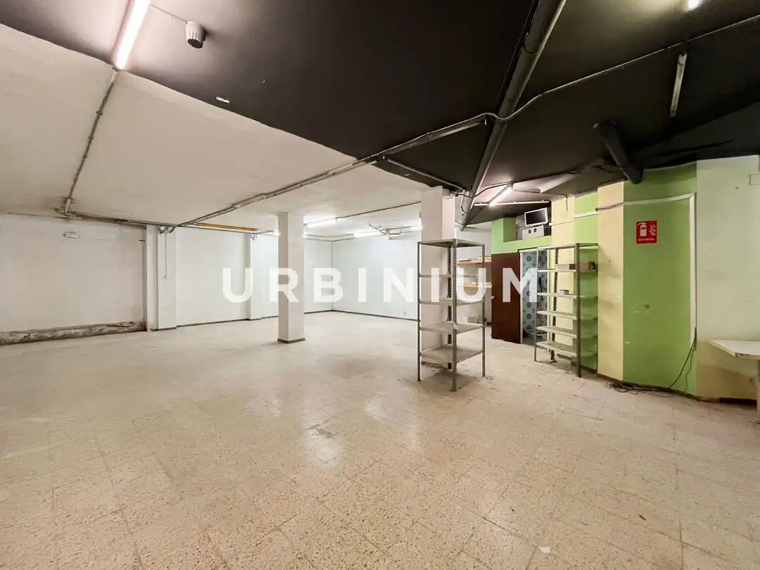 Local comercial en venda a Carrer d'en Narcís Monturiol, imagen 8