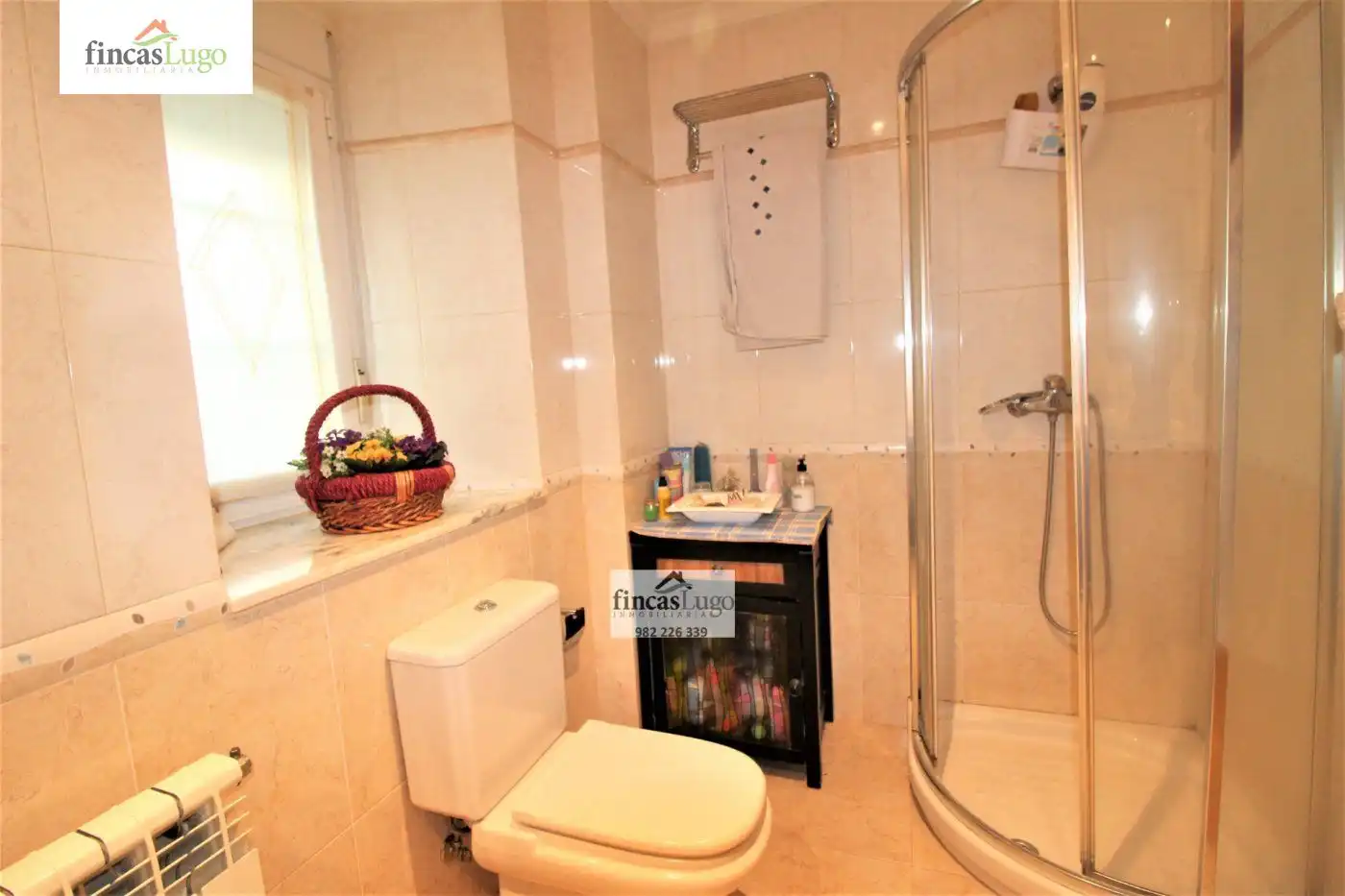 Baño de Casa o chalet en venta en Lugo con Jardín privado, Terraza y Trastero