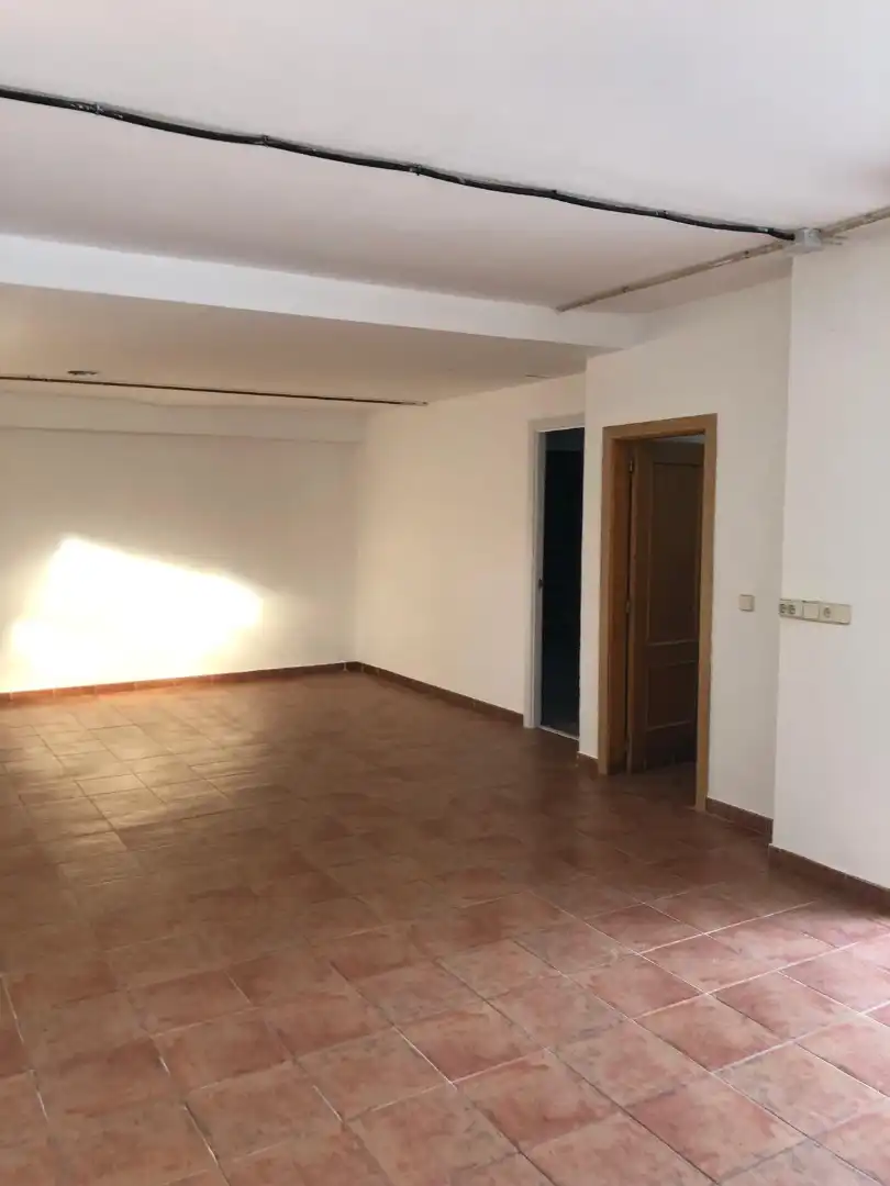 Casa adosada en venta en Gilet con Calefacción, Jardín privado y Parquet