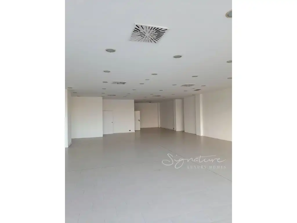 Local comercial en alquiler en Avenida Corts Catalanes 2, imagen 9