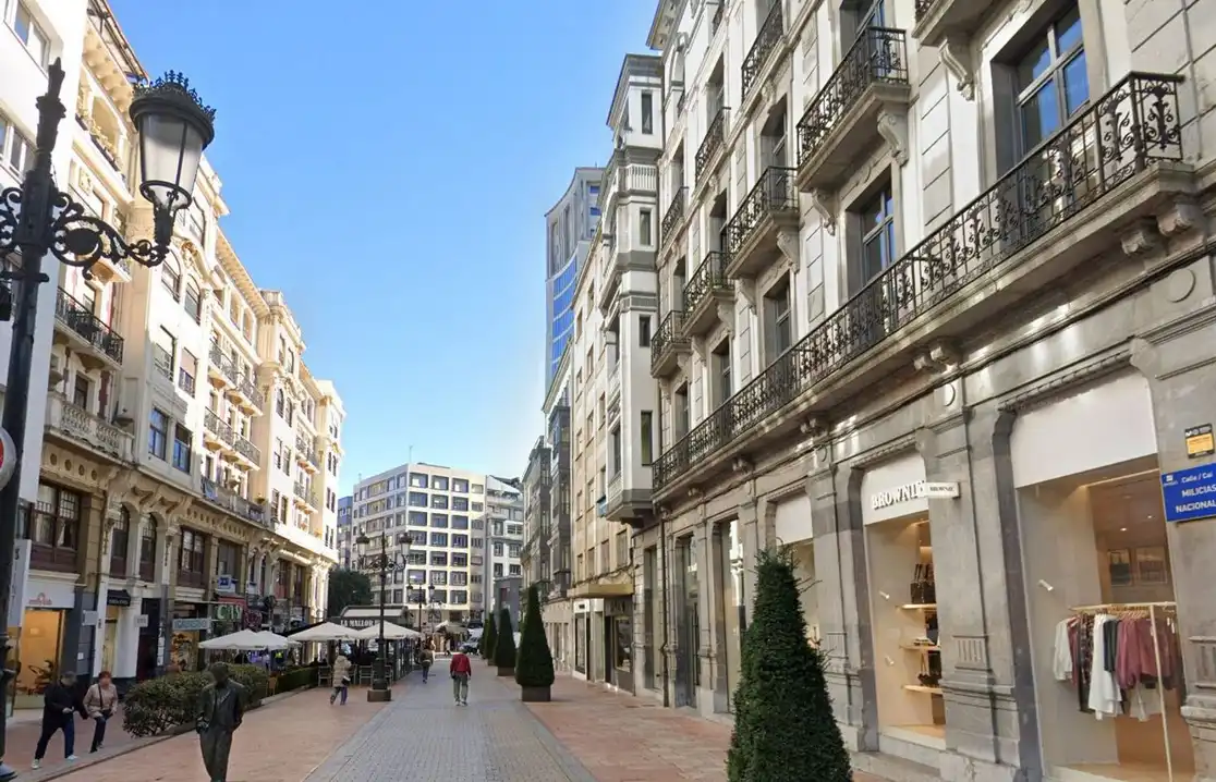 Flat with terrace for sale in Centro - Casco Histórico, imagen 2