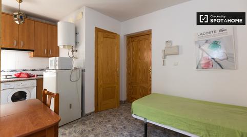 Photo 3 of Study to share in Centro - Sagrario,  Granada Capital