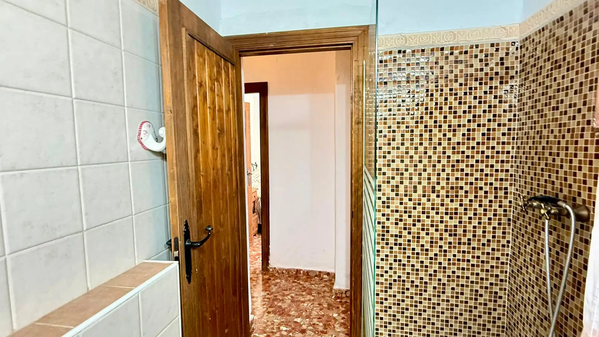 Bany de Casa o xalet en venda en Sedella amb Aire condicionat, Jardí privat i Terrassa