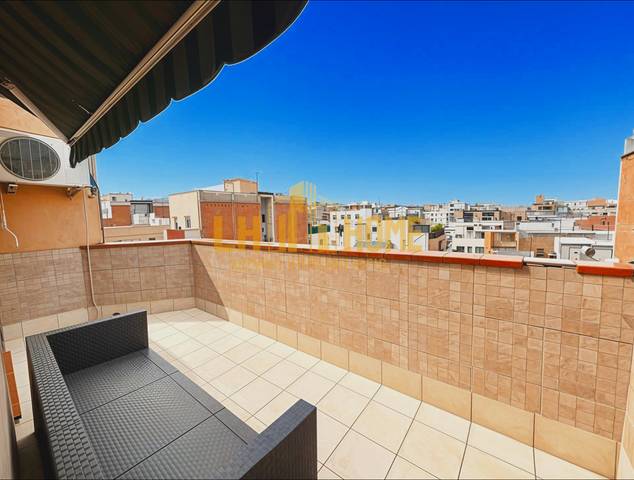 Ático en Venta en  RAFAEL CAMPALANS DE en La Torrassa