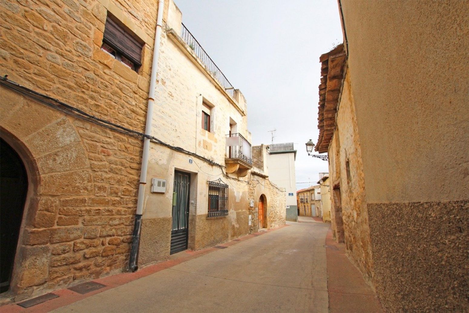 Vista exterior de Casa o chalet en venta en Murillo El Fruto con Parquet y Balcón