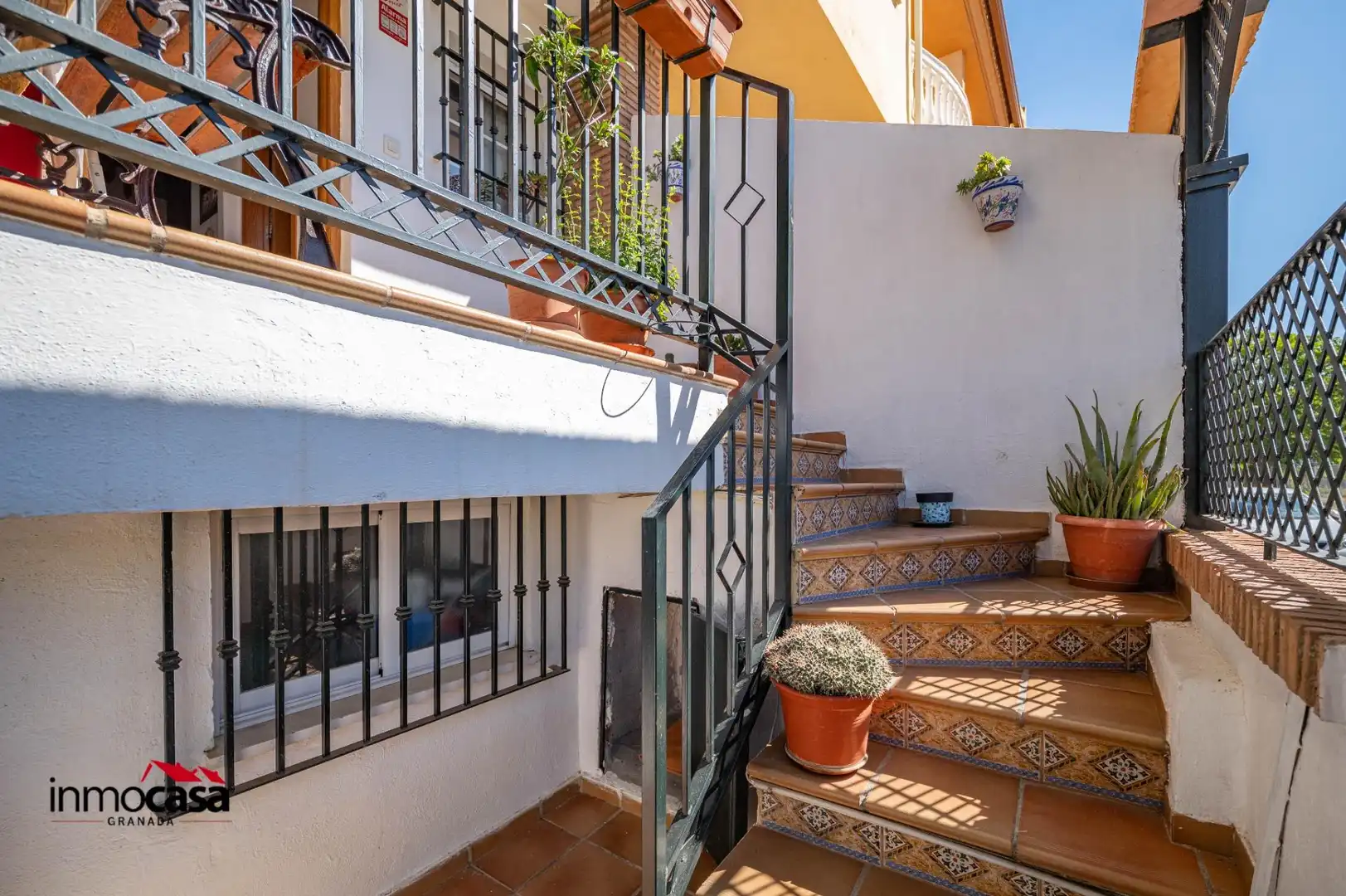 Casa adosada en venda en Armilla amb Aire condicionat, Calefacció i Jardí privat