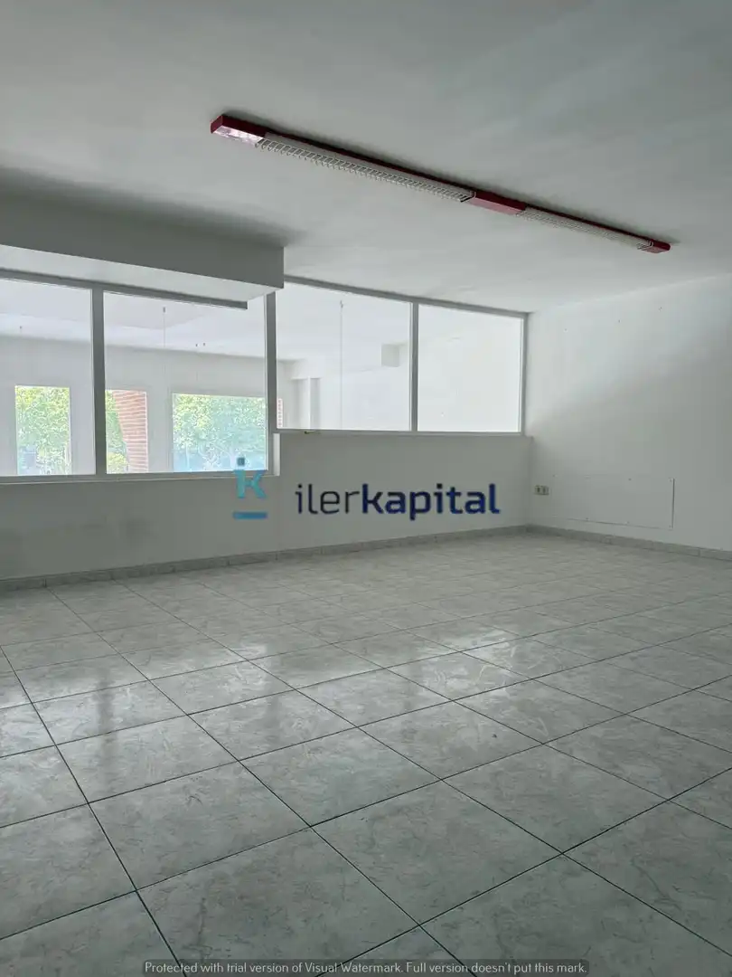 Local comercial de lloguer a Joc de la Bola - Camps d'Esports, imagen 12